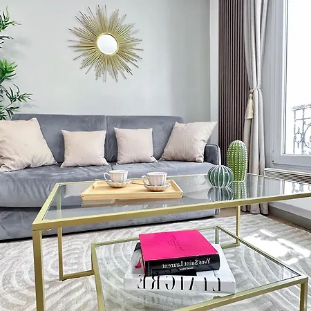 Comfortable Family Flat In Apartment *