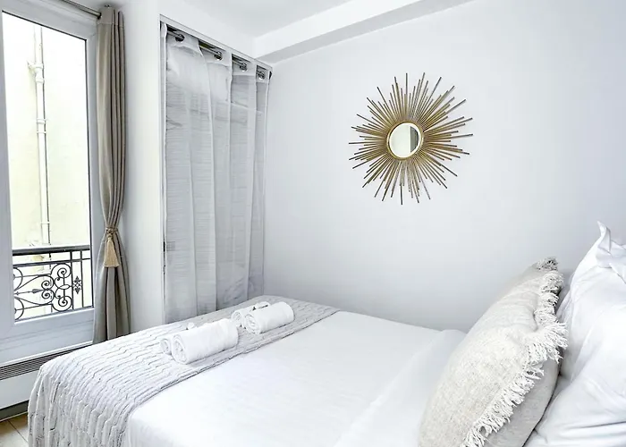 Comfortable Family Flat In Paryż