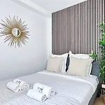 Daire Comfortable Family Flat In